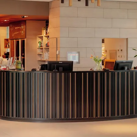 Hotel Cross By Hackmann 4*
