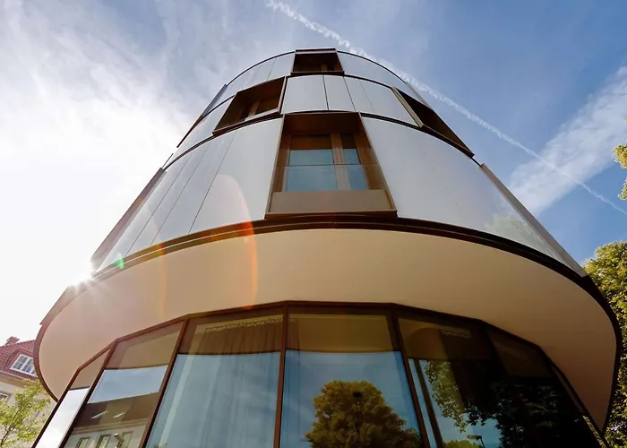Vienna House Easy By Wyndham & 4*