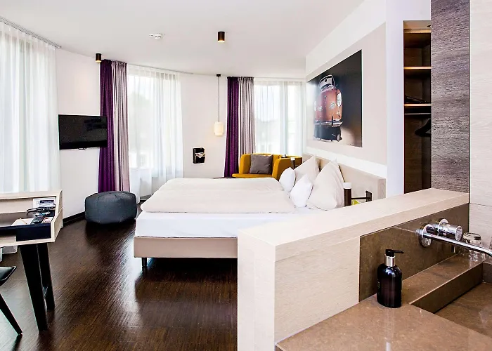 Vienna House Easy By Wyndham & 酒店 4*
